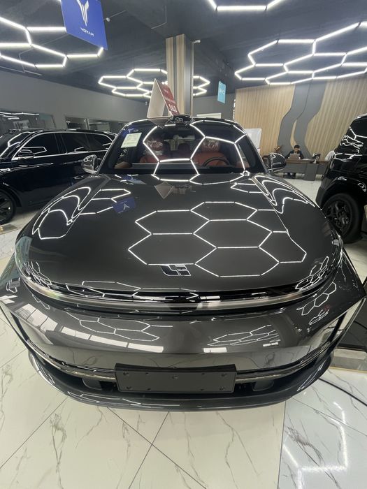 Lixiang L7 do restaling