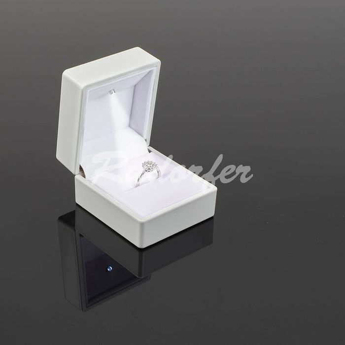 Cutie inel, cutie inel de logodna LED, cutii inele, cutie cadou
