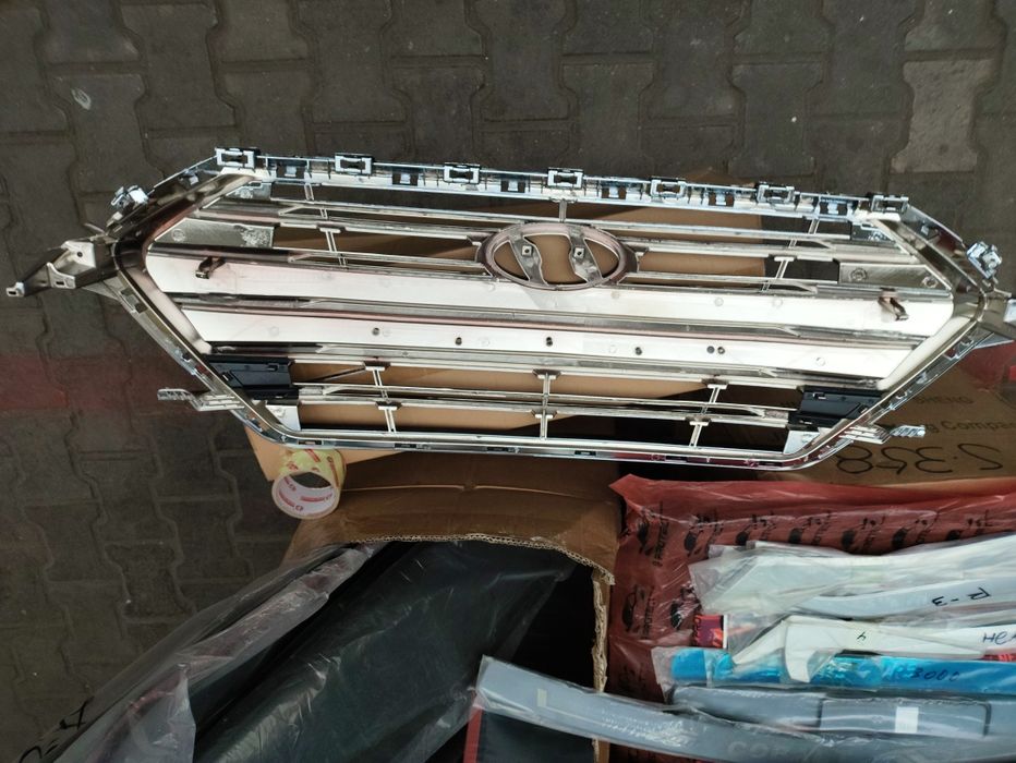 Решетка Элантра радиатора