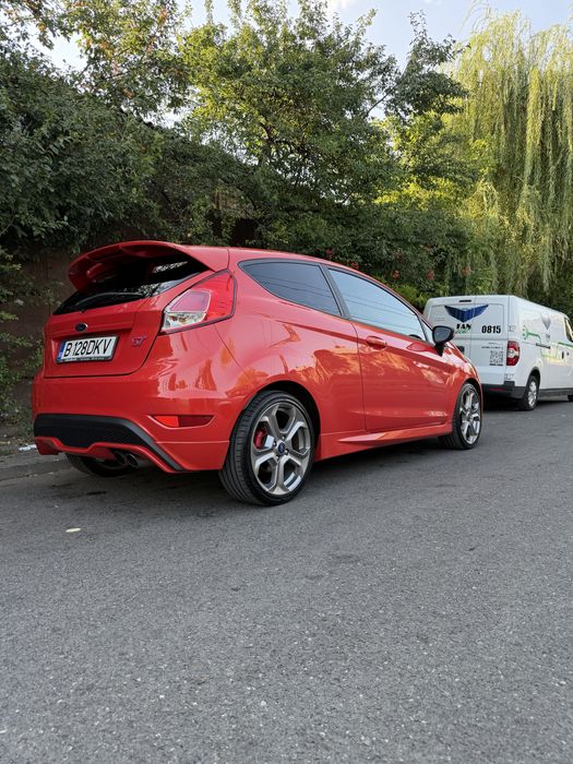 Ford Fiesta ST 182