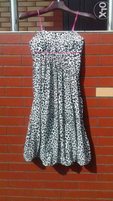 Продам платье 38 размер