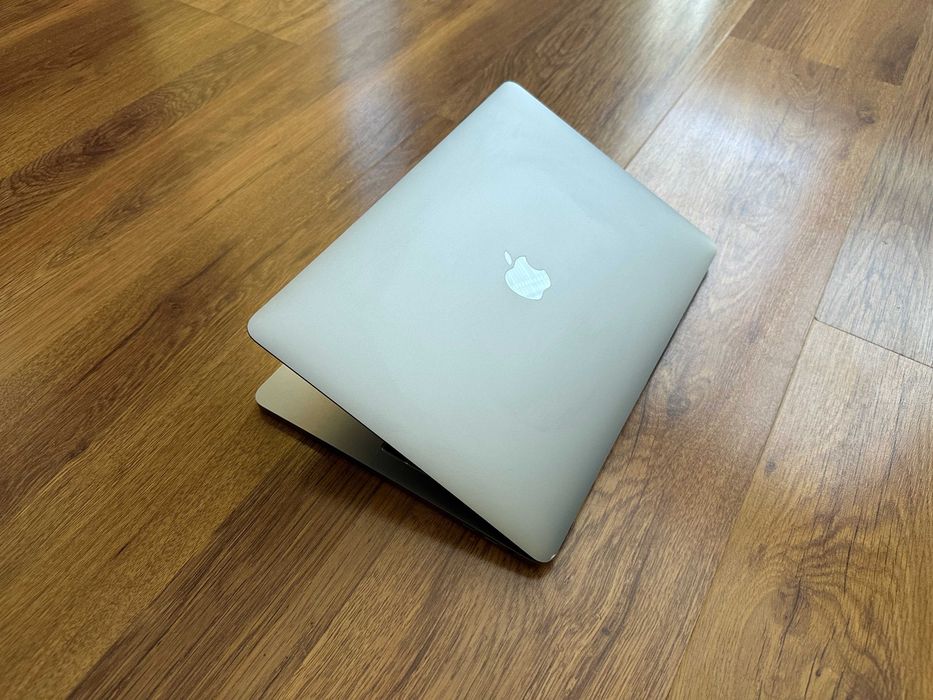 13.3' CTO Core i7 3.3GHz Apple MacBook Pro Late 2016 TouchBar 16GB RAM/512GB SSD/Бат 6ч
