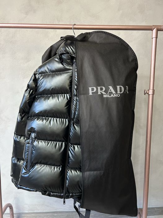 Мъжко лъскаво яке