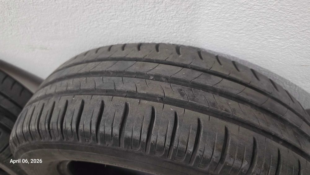 Продавам комплект летни гуми Michelin 185/65 R15