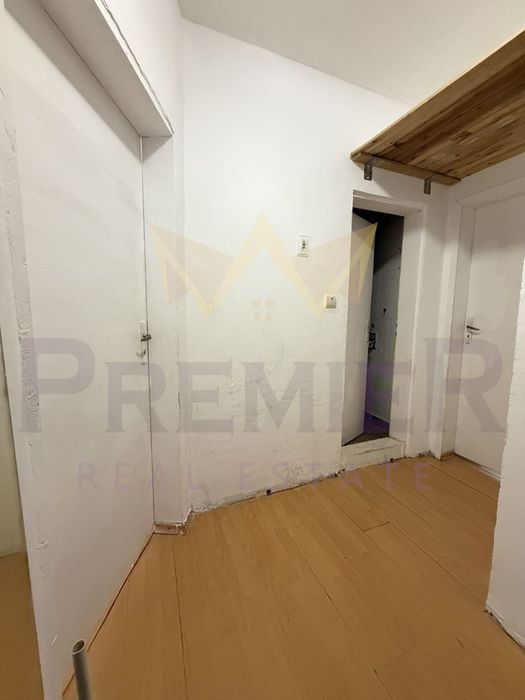 Продава се Двустаен апартамент в Варна, Погреби - 50 кв.м за 2100 €/кв.м - Снимка #6