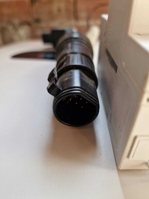 Продававам Монофазен Хибриден Инвертор Huawei SUN2000-6KTL-L1