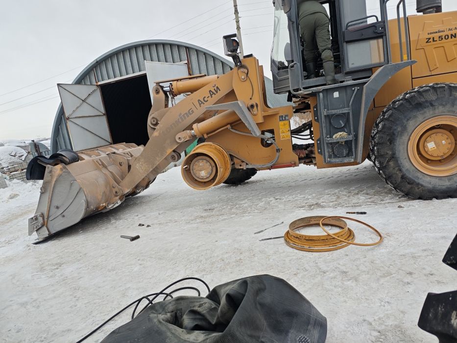 Жылжымалы жүк көліктерінің дөңгелектерін жөндеу 24/7