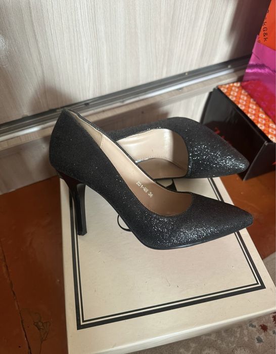 Женская туфли