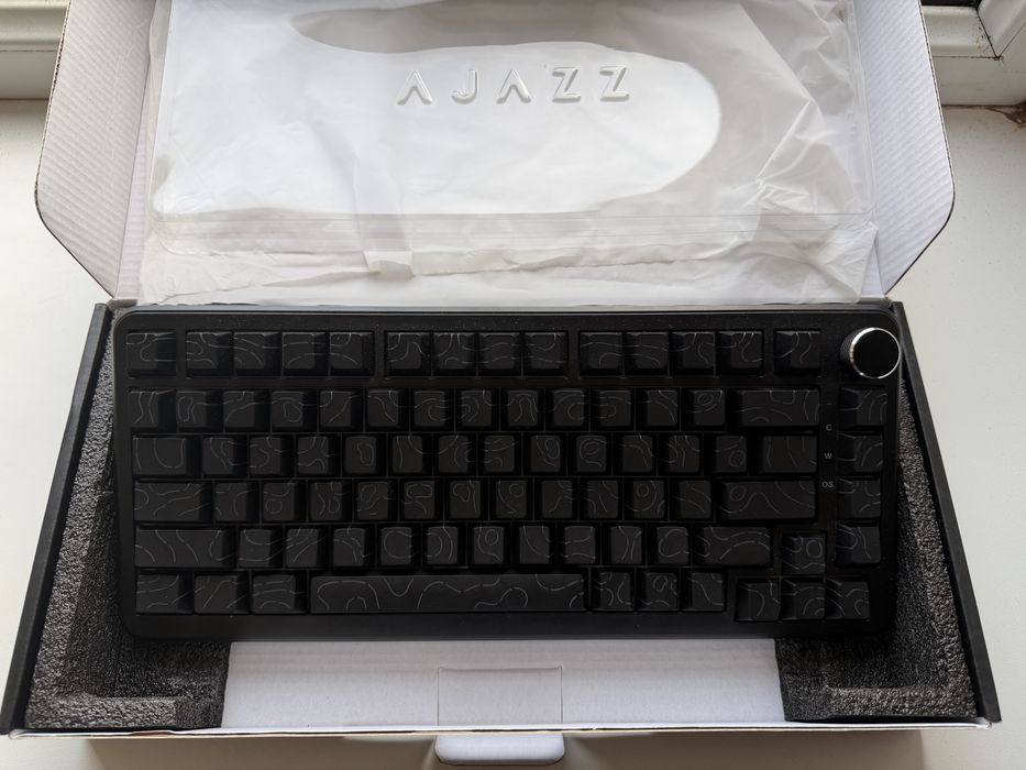 Ajazz AK820MAX, магнитка