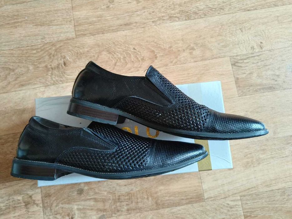Туфли черные классические 41 размер