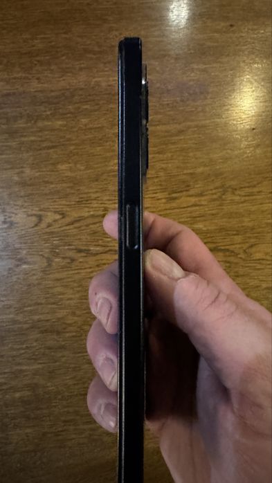 Телефон Oppo A77 5G