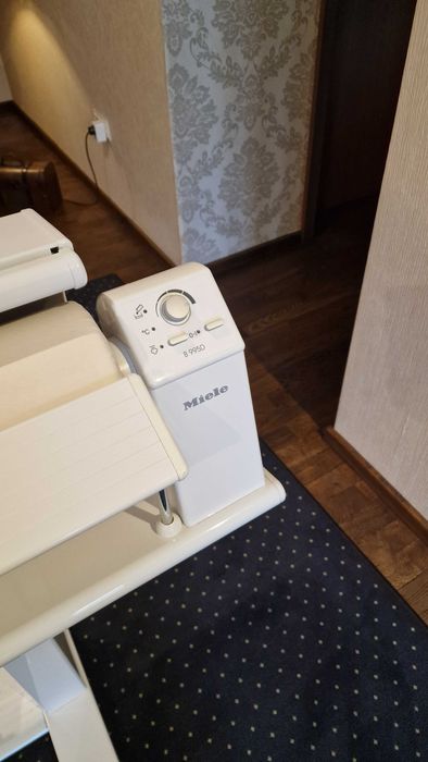 OFERTA calandru Miele cu abur