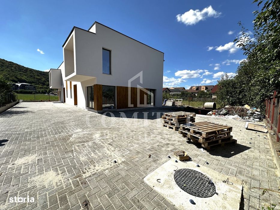 Duplex | Zona str Florilor-Floresti | 2 Locuri de parcare