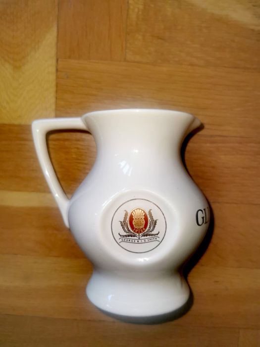 Рядка колекционерска кана за уиски GLENLIVET шотландска кана за вода