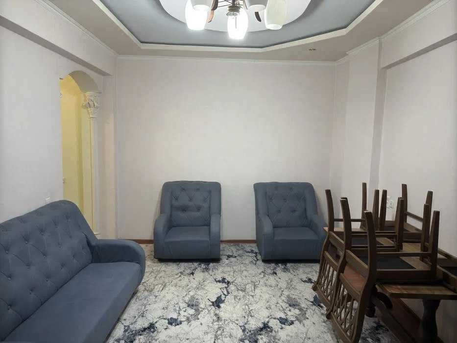 Сдается 2 -х комнт квартира,