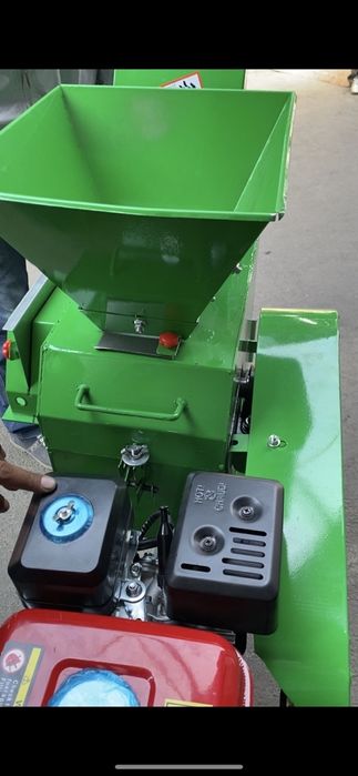 Бензиновая дробилка 7в1