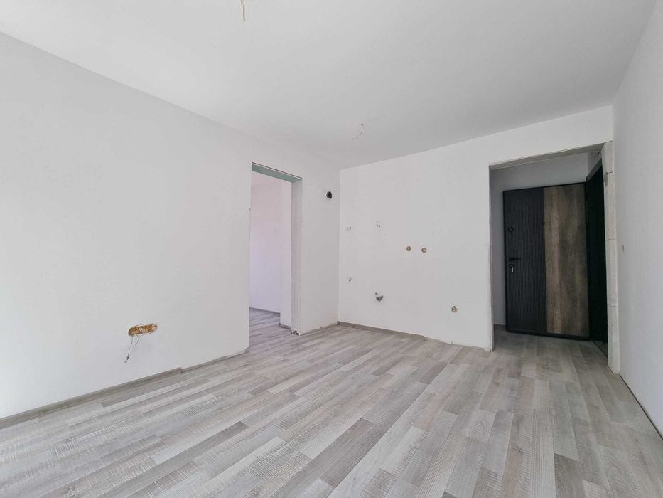 Продава се Четиристаен апартамент в Свети Влас - 70 кв.м за 1102 €/кв.м - Снимка #6