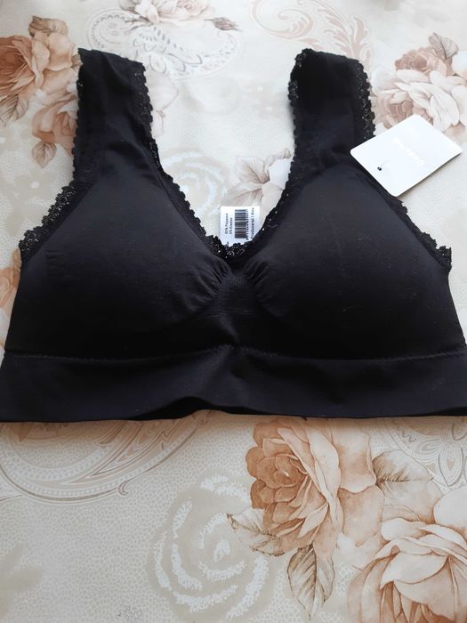 Ново бюстие за момиче