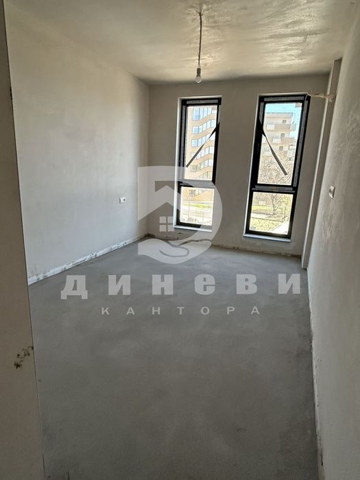 Продава се Тристаен апартамент в Пловдив, Шекер махала - 110 кв.м за 765 €/кв.м - Снимка #5