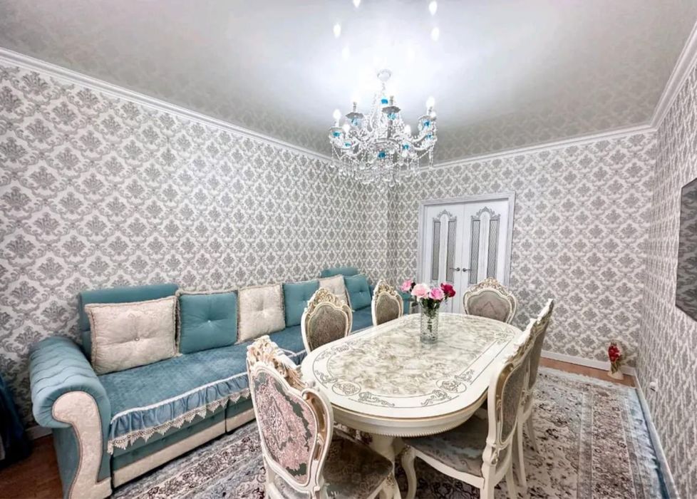 Продам трехкомнатную квартиру