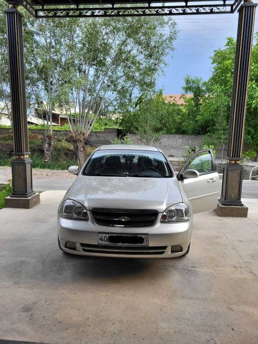 Lacetti 1.8 mexanika sotiladi