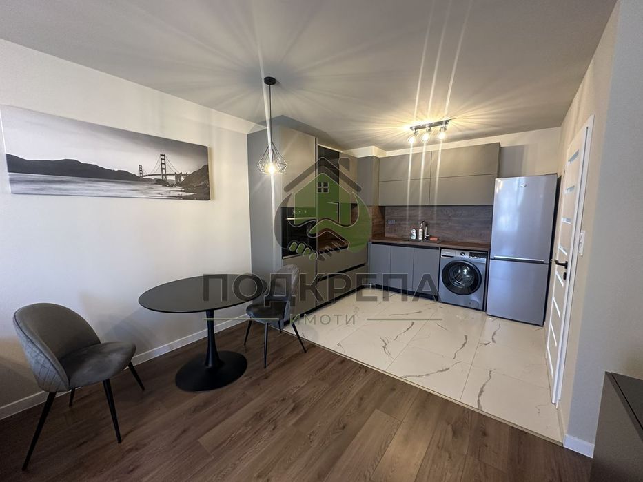 Дава се под наем Двустаен апартамент в Пловдив, Христо Смирненски - 70 кв.м за 433.5 € - Снимка #3