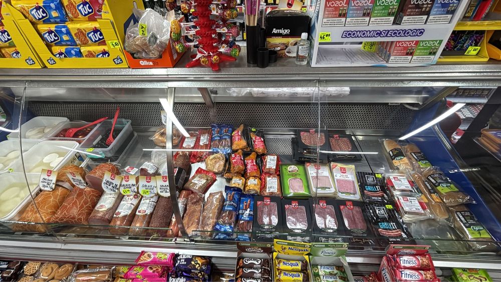 Vand vitrina pentru mezeluri