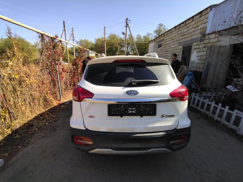 Продам Jac js3 (s 3 pro) 2024 года после ДТП.