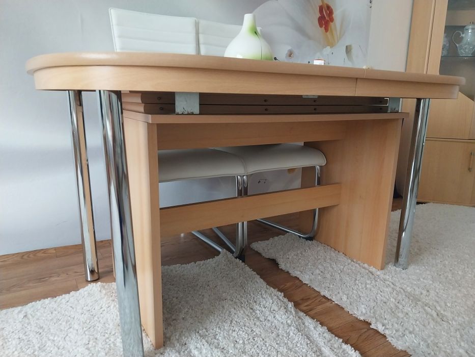 Продам стол на 20 чел