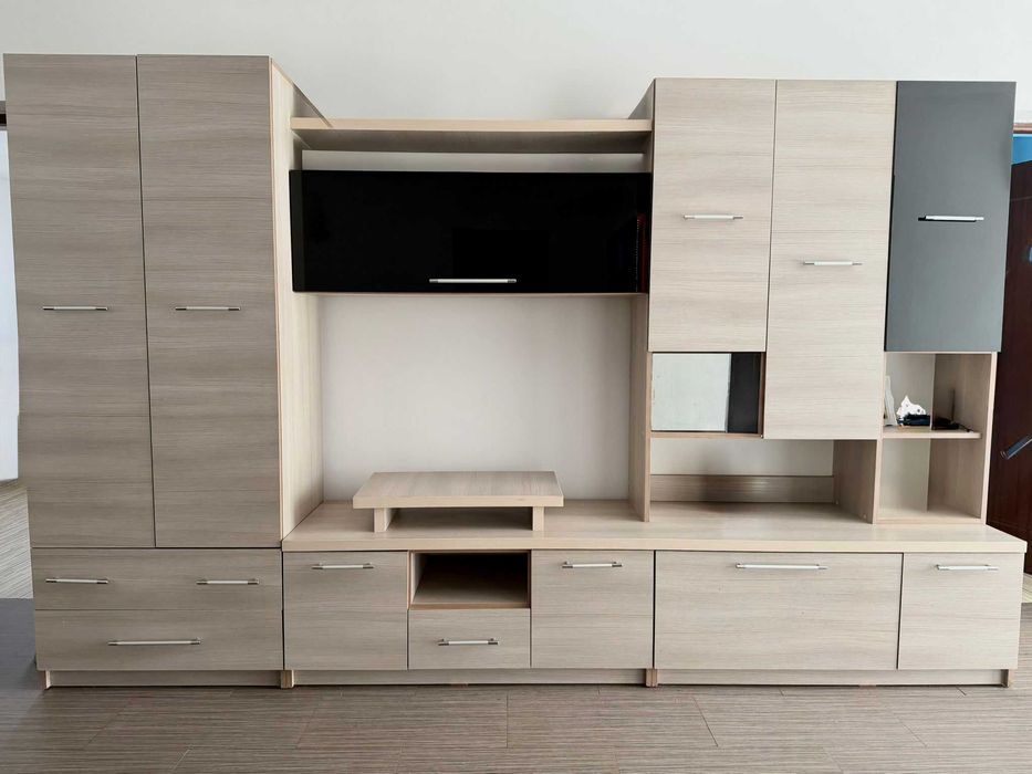 Mobilier living mare