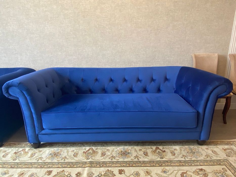 Диван с креслом