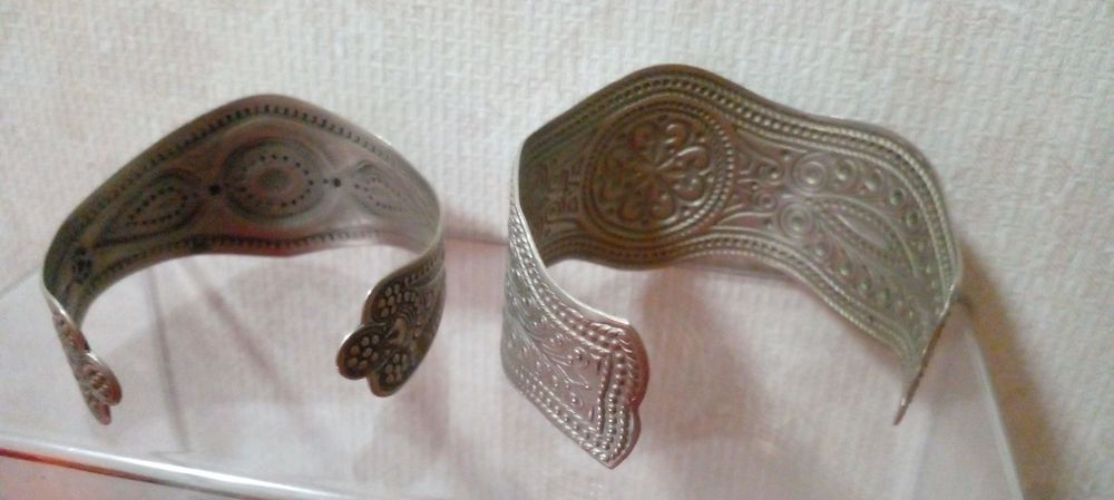 Блезик для запястья