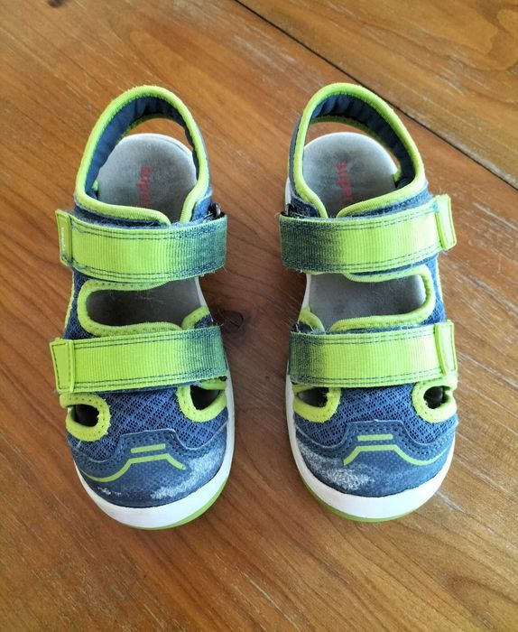 Sandale Superfit mărimea 28 int. 17,5 cm