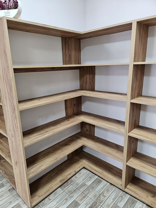 Обзавеждане за магазин.