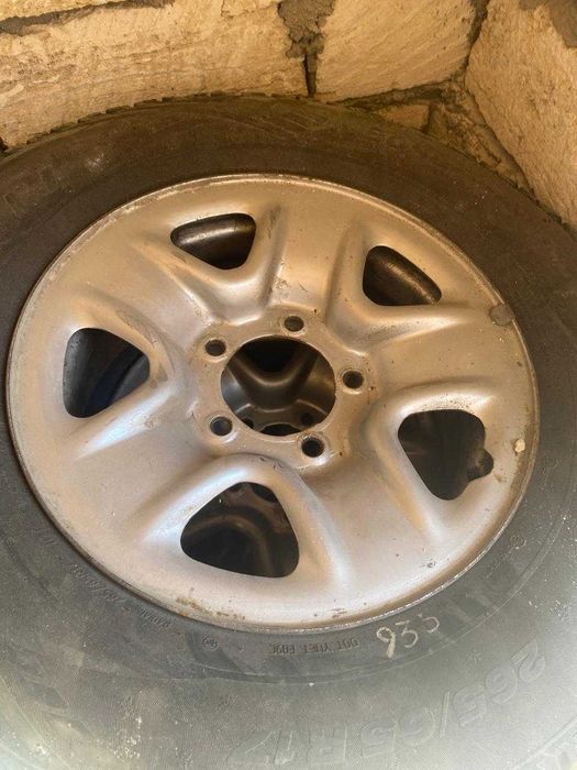 продам резины шины с дисками на крузак