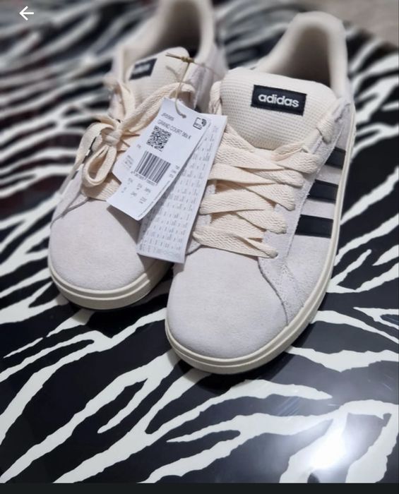 Lot adidasi noi originali
