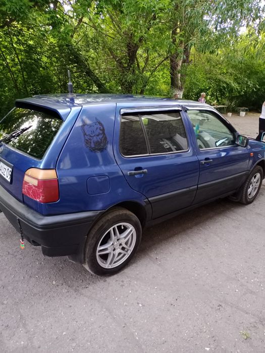 Продам автомобиль срочно
