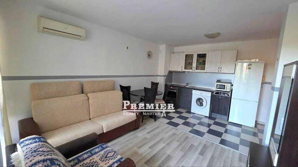 Продава се Двустаен апартамент в Свети Влас - 57 кв.м за 1448 €/кв.м - Снимка #2