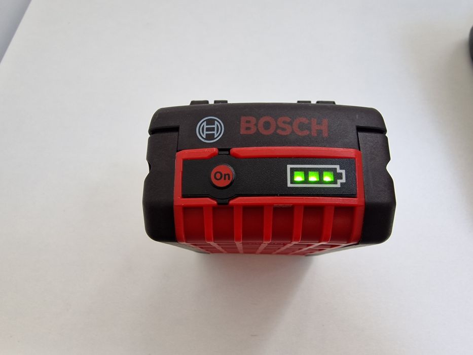 Set Nou Încărcător Rapid Bosch GAL 1880 CV +