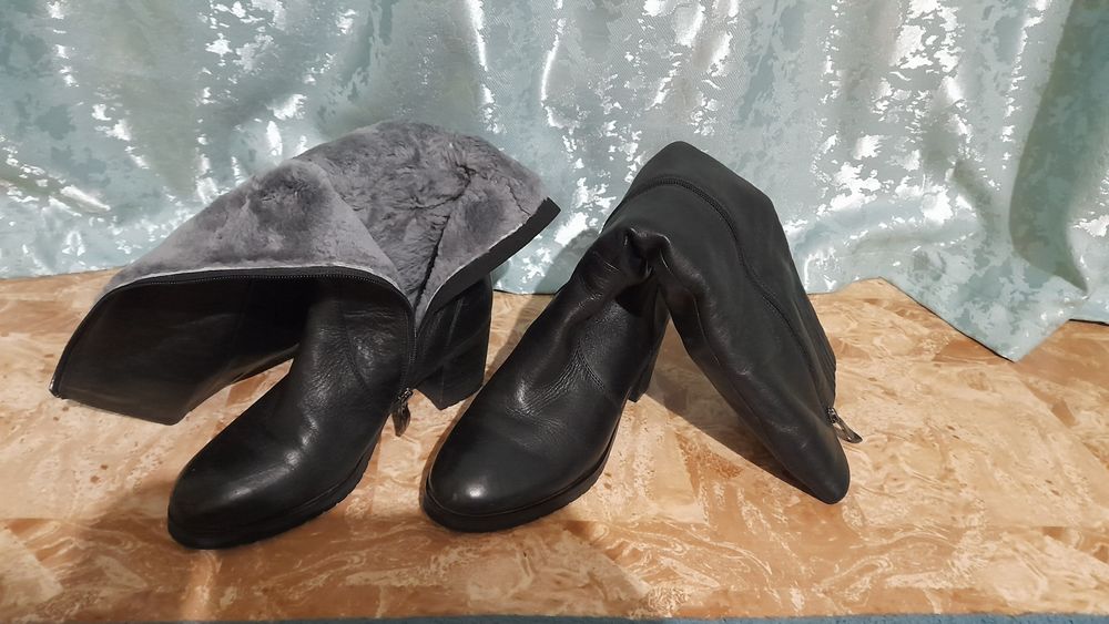 Кожаные сапоги новые