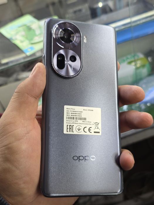 Oppo reno 11 5G.