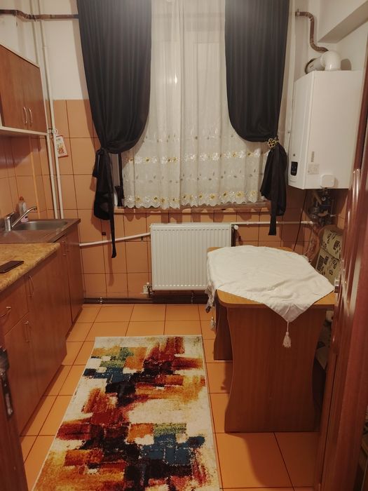Proprietar închiriez apartament centrul vechi