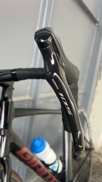 Продам велосипед giant scr