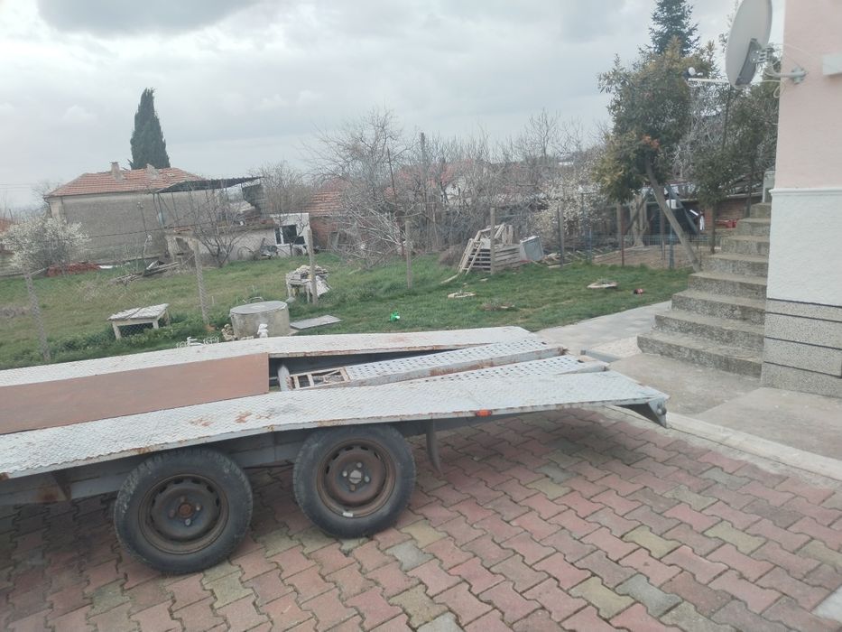 Платформа за автомобил