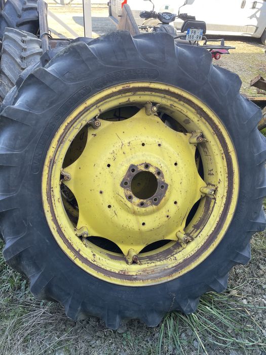 Roti complete 13,6/ R38 si Roti complete 12,4 R32