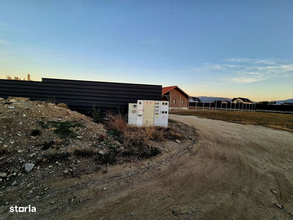Teren intravilan 1450 mp, construibil Carpinis, zona de case