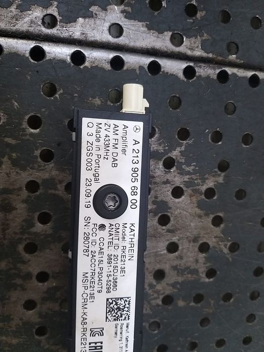 Amplificator antena mercedes b class w247 a2139056800