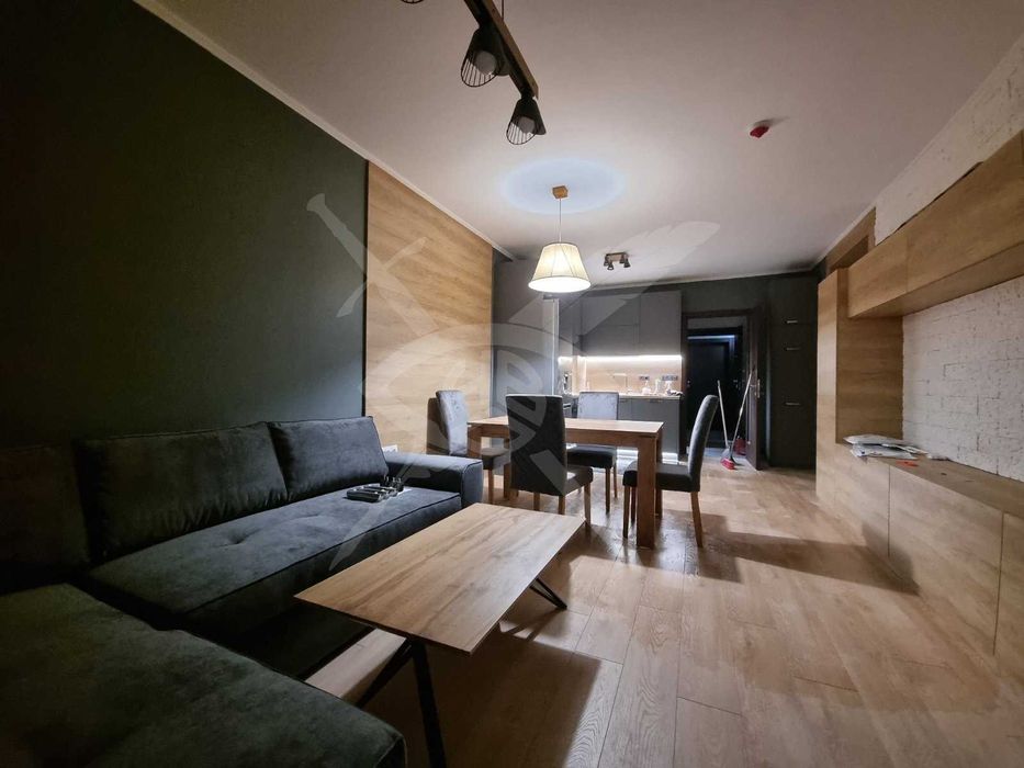 Двустаен - Славейков