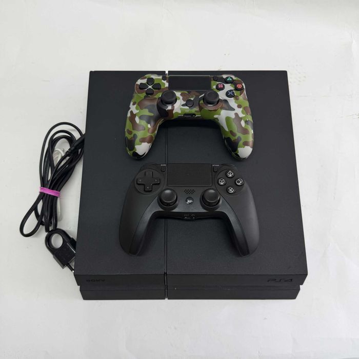 Liquid Money vinde - Sony PlayStation 4, 500 GB + 1 controler