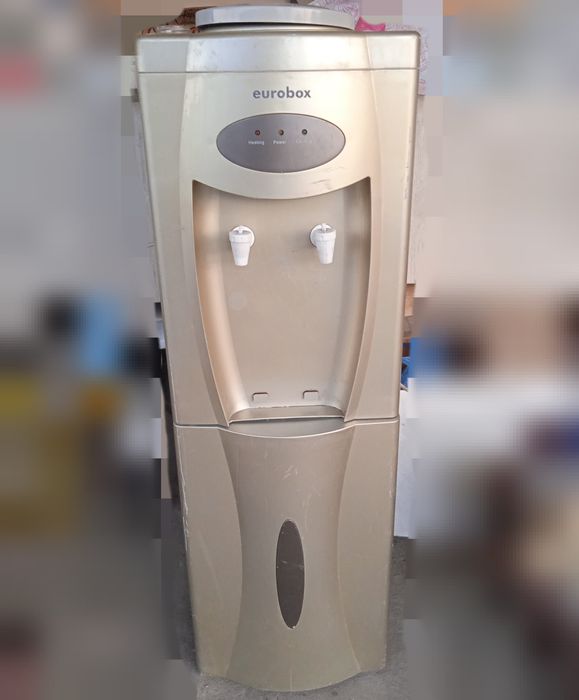 Кулер диспенсер пурифайер водомат